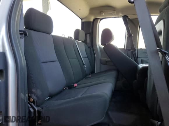 ✅ 2010 Chevrolet Silverado 1500 • VIN: 1GCSCPEA3AZ139675 • Лот: 55034675. Опубликован ранее на Copart с пробегом 141 314 миль. Бесплатный доступ к архиву аукционных продаж из США и подробный отчёт об истории автомобиля на DreamBid. Изображение 10.