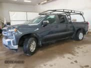 ✅ 2021 Chevrolet Silverado 1500 LT • VIN: 1GCRYDED8MZ125705 • Lot: 67979604. Wystawiony na Copart z przebiegiem 57 099 mil. Bezpłatny archiwum sprzedaży aukcyjnych z USA i szczegółowy raport historii pojazdu na DreamBid. Zdjęcie 1.