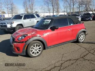 ✅ 2021 MINI Convertible Cooper • VIN: WMWWJ3C09M3M46170 • Лот: 85812874. Опубликован ранее на Copart с пробегом 43 286 миль. Бесплатный доступ к архиву аукционных продаж из США и подробный отчёт об истории автомобиля на DreamBid. Изображение 1.