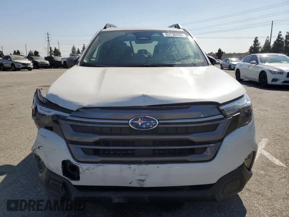 ✅ 2025 Subaru Forester Premium • VIN: JF2SLDBC2SH445442 • Lot: 65730455. Listed on Copart with 6,829 mi. Free auction sales archive from the USA and detailed vehicle history report at DreamBid. Image 5.