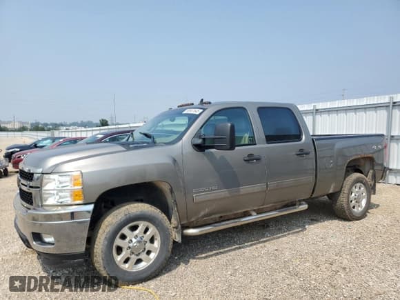 ✅ 2013 Chevrolet Silverado 2500HD LT • VIN: 1GC1KXCG1DF190961 • Лот: 66907645. Опубликован ранее на Copart с пробегом 128 411 миль. Бесплатный доступ к архиву аукционных продаж из США и подробный отчёт об истории автомобиля на DreamBid. Изображение 1.