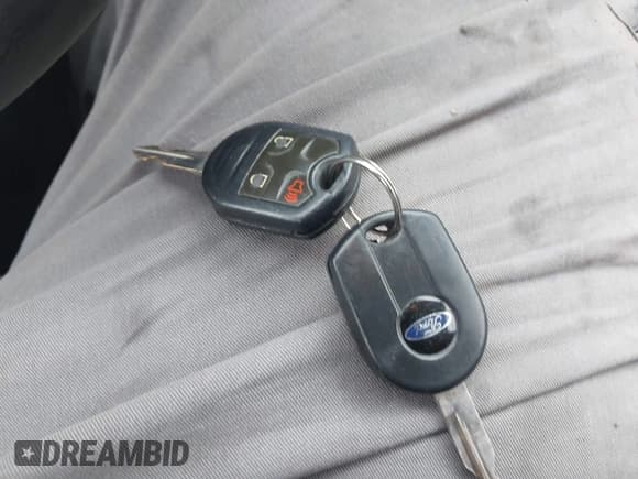 ✅ 2011 Ford Edge Limited • VIN: 2FMDK3KC0BBB15229 • Lot: 41878252. Listed on IAAI with 267,396 mi. Free auction sales archive from the USA and detailed vehicle history report at DreamBid. Image 11.