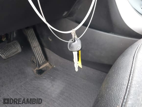 ✅ 2013 Hyundai Elantra GLS • VIN: 5NPDH4AE7DH268063 • Lot: 42269526. Listed on IAAI with 123,067 mi. Free auction sales archive from the USA and detailed vehicle history report at DreamBid. Image 11.