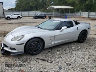✅ 2009 Chevrolet Corvette 1LT • VIN: 1G1YY25WX95111197 • Lot: 84228785. Listed on Copart with 85,376 mi. Free auction sales archive from the USA and detailed vehicle history report at DreamBid. Image 1.