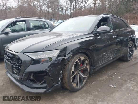 ✅ 2021 Audi RS Q8 • VIN: WU1ARBF12MD011914 • Lot: 41696065. Listed on IAAI with 142,071 mi. Free auction sales archive from the USA and detailed vehicle history report at DreamBid. Image 2.