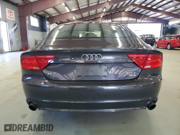 ✅ 2015 Audi A7 Premium Plus • VIN: WAUWGAFC3FN032012 • Lot: 84938825. Listed on Copart with 100,636 mi. Free auction sales archive from the USA and detailed vehicle history report at DreamBid. Image 6.