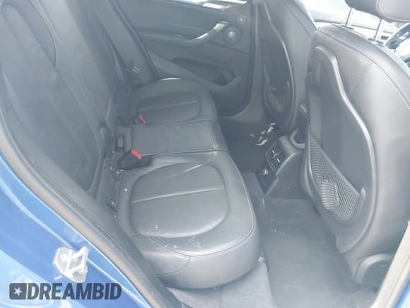 ✅ 2017 BMW X1 sDrive28i • VIN: WBXHU7C33H5D71681 • Лот: 42703304. Опубликован ранее на IAAI с пробегом Не указан. Бесплатный доступ к архиву аукционных продаж из США и подробный отчёт об истории автомобиля на DreamBid. Изображение 8.