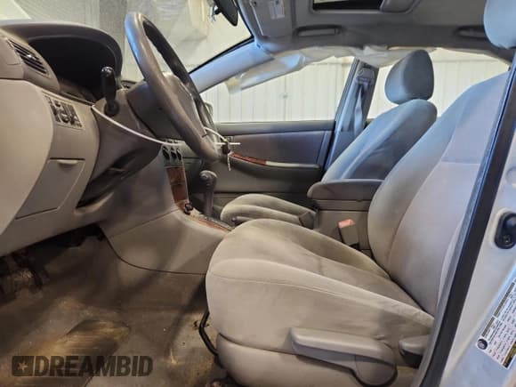 ✅ 2008 Toyota Corolla S • VIN: 1NXBR30E58Z991000 • Lot: 90045195. Wystawiony na Copart z przebiegiem 192 433 mil. Bezpłatny archiwum sprzedaży aukcyjnych z USA i szczegółowy raport historii pojazdu na DreamBid. Zdjęcie 7.