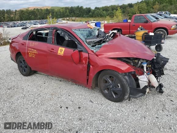 2022 Hyundai Elantra Blue with VIN KMHLM4AJ5NU028324, listed as a Copart auction lot 71861755 with Not provided miles and Non repairable. Bid and sale history available at DreamBid. Image 4.