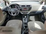 ✅ 2017 Kia Rio LX • VIN: KNADM4A34H6048581 • Лот: 51568605. Опубликован ранее на Copart с пробегом 89 461 миль. Бесплатный доступ к архиву аукционных продаж из США и подробный отчёт об истории автомобиля на DreamBid. Изображение 8.