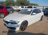 ✅ 2018 BMW 3 Series 330i • VIN: WBA8B9G58JNV00220 • Lot: 43516070. Wystawiony na IAAI z przebiegiem 113 508 mil. Bezpłatny archiwum sprzedaży aukcyjnych z USA i szczegółowy raport historii pojazdu na DreamBid. Zdjęcie 2.