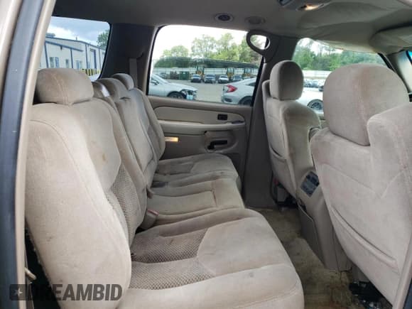 ✅ 2003 Chevrolet Suburban Z71 • VIN: 1GNFK16T23J106063 • Лот: 58221115. Опубликован ранее на Copart с пробегом 221 496 миль. Бесплатный доступ к архиву аукционных продаж из США и подробный отчёт об истории автомобиля на DreamBid. Изображение 10.