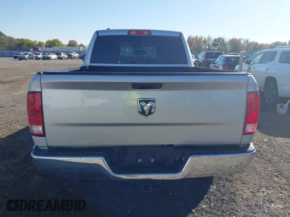 ✅ 2016 Ram 1500 Express • VIN: 1C6RR6FT4GS263163 • Lot: 43679663. Listed on IAAI with 214,366 mi. Free auction sales archive from the USA and detailed vehicle history report at DreamBid. Image 17.
