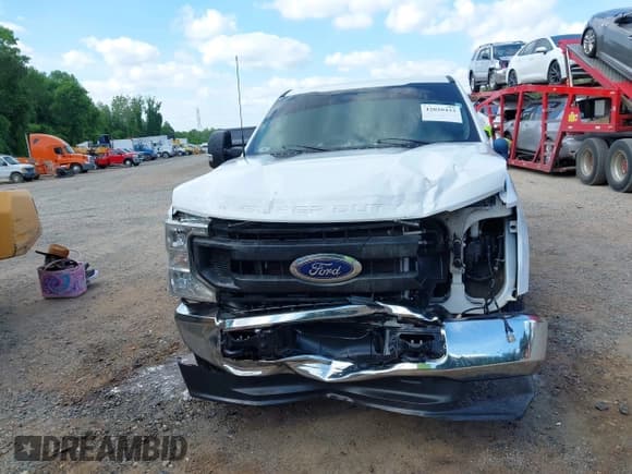 ✅ 2022 Ford F-250 XL • VIN: 1FT7W2B68NEF97337 • Lot: 42020433. Listed on IAAI with 74,361 mi. Free auction sales archive from the USA and detailed vehicle history report at DreamBid. Image 13.