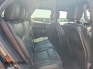 ✅ 2019 Land Rover Discovery HSE • VIN: SALRR2RV1K2401693 • Lot: 69376865. Wystawiony na Copart z przebiegiem 121 506 mil. Bezpłatny archiwum sprzedaży aukcyjnych z USA i szczegółowy raport historii pojazdu na DreamBid. Zdjęcie 11.