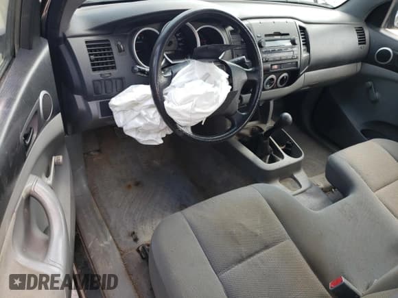 ✅ 2009 Toyota Tacoma • VIN: 5TEPX42N19Z668669 • Lot: 68828915. Listed on Copart with 166,551 mi. Free auction sales archive from the USA and detailed vehicle history report at DreamBid. Image 8.