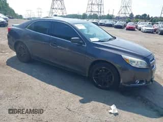 2013 Chevrolet Malibu Eco z VIN 1G11D5SRXDF129697, wystawiony jako IAAI lot #42837742 z przebiegiem 155 312 mil mil oraz . Historia ofert i sprzedaży dostępna na DreamBid. Obrazek 1.