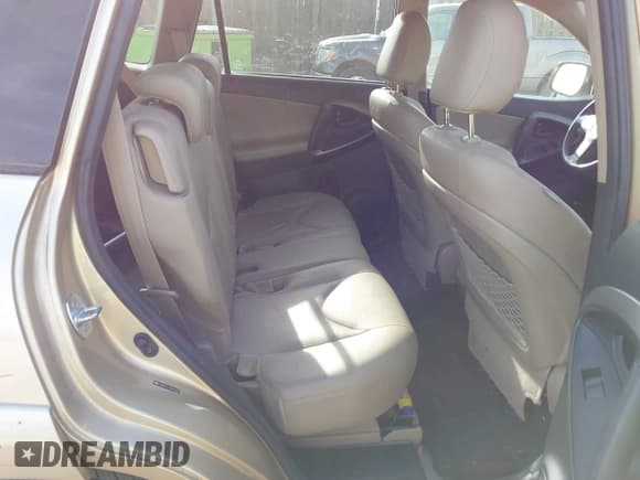 ✅ 2009 Toyota RAV4 Limited • VIN: JTMBK31V795075762 • Lot: 43575591. Listed on IAAI with 151,136 mi. Free auction sales archive from the USA and detailed vehicle history report at DreamBid. Image 8.