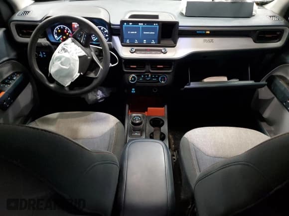 ✅ 2024 Ford Maverick XLT • VIN: 3FTTW8J92RRB17230 • Lot: 91708875. Listed on Copart with 14,683 mi. Free auction sales archive from the USA and detailed vehicle history report at DreamBid. Image 8.