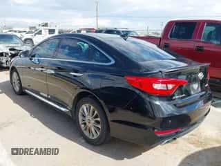 2015 Hyundai Sonata Limited с VIN 5NPE34AF5FH235920, выставлен на аукционе IAAI как лот 43094839 с пробегом 117 365 миль миль и . История ставок и продаж доступна на DreamBid. Изображение 3.