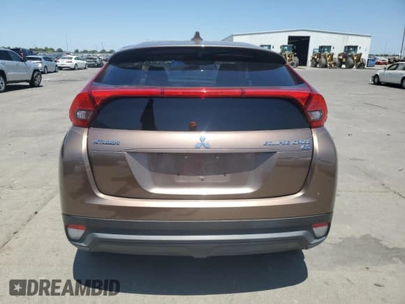 ✅ 2018 Mitsubishi Eclipse Cross ES • VIN: JA4AS3AAXJZ047440 • Lot: 64846085. Wystawiony na Copart z przebiegiem 91 263 mil. Bezpłatny archiwum sprzedaży aukcyjnych z USA i szczegółowy raport historii pojazdu na DreamBid. Zdjęcie 6.