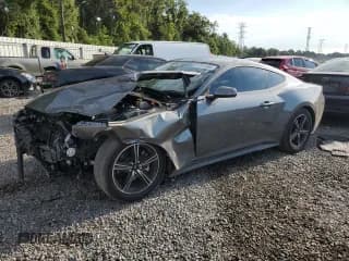 ✅ 2024 Ford Mustang EcoBoost • VIN: 1FA6P8TH4R5118337 • Lot: 57441984. Wystawiony na Copart z przebiegiem 4 892 mil. Bezpłatny archiwum sprzedaży aukcyjnych z USA i szczegółowy raport historii pojazdu na DreamBid. Zdjęcie 1.