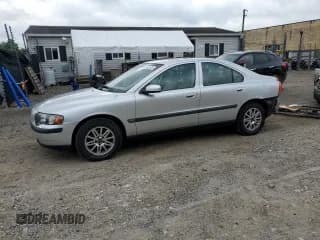 ✅ 2004 Volvo S60 • VIN: YV1RS61T642409461 • Lot: 64945145. Listed on Copart with 132,854 mi. Free auction sales archive from the USA and detailed vehicle history report at DreamBid. Image 1.