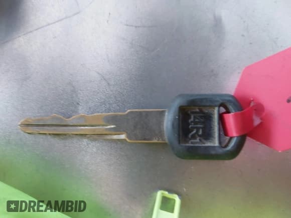 ✅ 2001 Chevrolet Silverado 1500 LT • VIN: 1GCEC19T81Z156672 • Лот: 43666512. Опубликован ранее на IAAI с пробегом 191 849 миль. Бесплатный доступ к архиву аукционных продаж из США и подробный отчёт об истории автомобиля на DreamBid. Изображение 11.