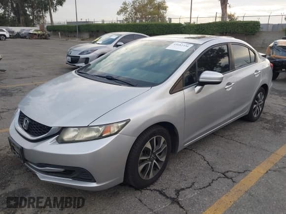 ✅ 2014 Honda Civic EX • VIN: 19XFB2F8XEE274561 • Лот: 43682336. Опубликован ранее на IAAI с пробегом 153 371 миль. Бесплатный доступ к архиву аукционных продаж из США и подробный отчёт об истории автомобиля на DreamBid. Изображение 17.