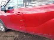 ✅ 2020 Toyota Highlander Hybrid Limited • VIN: 5TDXBRCHXLS004587 • Lot: 41860325. Listed on IAAI with 40,110 mi. Free auction sales archive from the USA and detailed vehicle history report at DreamBid. Image 15.