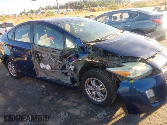 ✅ 2010 Toyota Prius IV • VIN: JTDKN3DU6A0122923 • Lot: 43546507. Listed on IAAI with 541,234 mi. Free auction sales archive from the USA and detailed vehicle history report at DreamBid. Image 6.