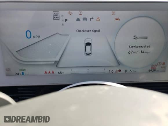 2023 Hyundai Ioniq 5 SE z VIN KM8KMDAF7PU231337, wystawiony jako Copart lot #72635864 z przebiegiem 4 939 mil mil oraz Szkoda całkowita • Salvage title. Historia ofert i sprzedaży dostępna na DreamBid. Obrazek 9.