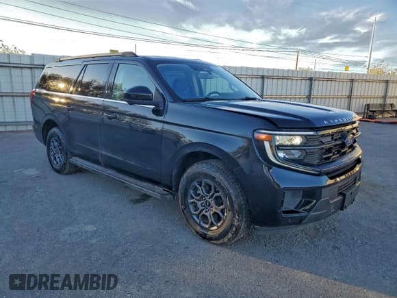 ✅ 2025 Ford Expedition Max Active • VIN: 1FMJK1J81SEA48682 • Lot: 94727395. Listed on Copart with 5,733 mi. Free auction sales archive from the USA and detailed vehicle history report at DreamBid. Image 4.