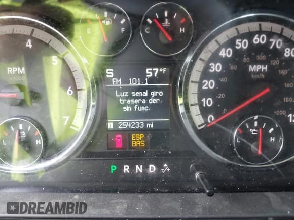 ✅ 2009 Dodge 1500 Laramie • VIN: 1D3HV13T69S799484 • Lot: 42312702. Wystawiony na IAAI z przebiegiem 254 233 mil. Bezpłatny archiwum sprzedaży aukcyjnych z USA i szczegółowy raport historii pojazdu na DreamBid. Zdjęcie 16.