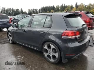 ✅ 2012 Volkswagen Golf GTI PZEV • VIN: WVWGD7AJ1CW235236 • Lot: 89696815. Wystawiony na Copart z przebiegiem 81 955 mil. Bezpłatny archiwum sprzedaży aukcyjnych z USA i szczegółowy raport historii pojazdu na DreamBid. Zdjęcie 2.