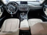 ✅ 2015 BMW 3 Series 335i • VIN: WBA3A9G5XFNS66408 • Lot: 46720735. Wystawiony na Copart z przebiegiem 90 212 mil. Bezpłatny archiwum sprzedaży aukcyjnych z USA i szczegółowy raport historii pojazdu na DreamBid. Zdjęcie 8.