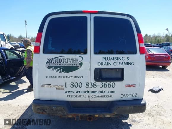 ✅ 2016 GMC Savana Cargo • VIN: 1GTW7AFF4G1182927 • Лот: 42166124. Опубликован ранее на IAAI с пробегом 338 197 миль. Бесплатный доступ к архиву аукционных продаж из США и подробный отчёт об истории автомобиля на DreamBid. Изображение 17.