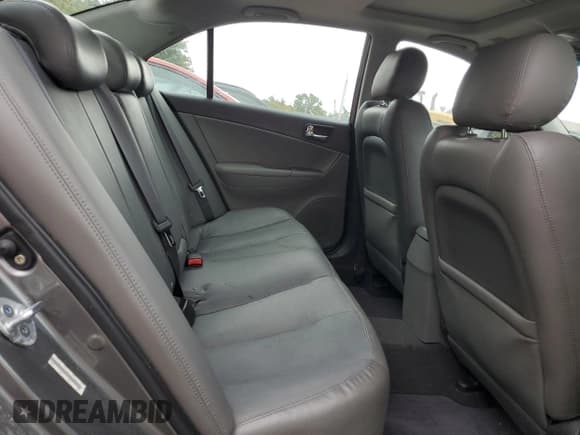 ✅ 2009 Hyundai Sonata Limited • VIN: 5NPEU46C89H571545 • Лот: 73649784. Опубликован ранее на Copart с пробегом 179 992 миль. Бесплатный доступ к архиву аукционных продаж из США и подробный отчёт об истории автомобиля на DreamBid. Изображение 10.