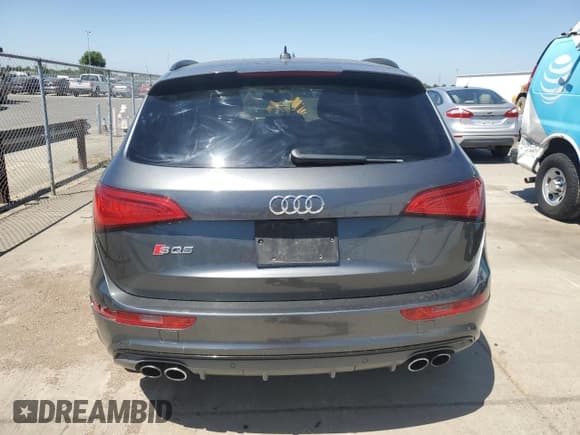 ✅ 2016 Audi SQ5 Premium Plus • VIN: WA1CCAFP7GA151706 • Лот: 56392425. Опубликован ранее на Copart с пробегом 168 180 миль. Бесплатный доступ к архиву аукционных продаж из США и подробный отчёт об истории автомобиля на DreamBid. Изображение 6.