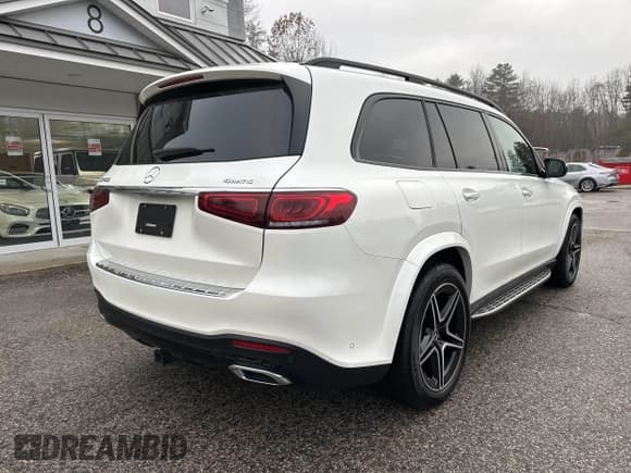 ✅ 2022 Mercedes-Benz GLS 450 • VIN: 4JGFF5KE5NA765149 • Lot: 43812806. Wystawiony na IAAI z przebiegiem 87 370 mil. Bezpłatny archiwum sprzedaży aukcyjnych z USA i szczegółowy raport historii pojazdu na DreamBid. Zdjęcie 4.