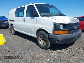 ✅ 2008 Chevrolet Express Cargo • VIN: 1GCFG15X781156060 • Lot: 42282614. Listed on IAAI with 177,778 mi. Free auction sales archive from the USA and detailed vehicle history report at DreamBid. Image 1.