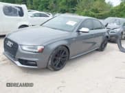 ✅ 2013 Audi S4 Premium Plus • VIN: WAUBGAFL5DA174638 • Lot: 42383037. Wystawiony na IAAI z przebiegiem 58 729 mil. Bezpłatny archiwum sprzedaży aukcyjnych z USA i szczegółowy raport historii pojazdu na DreamBid. Zdjęcie 18.