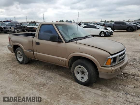 1997 Chevrolet S-10 LS с VIN 1GCCS1447V8134460, выставлен на аукционе Copart как лот 63841934 с пробегом 231 634 миль миль и Чистый • Clean title. История ставок и продаж доступна на DreamBid. Изображение 4.