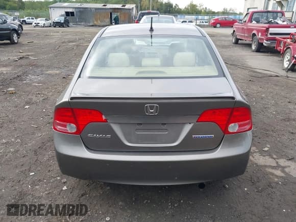 ✅ 2008 Honda Civic • VIN: JHMFA36278S016096 • Лот: 43301203. Опубликован ранее на IAAI с пробегом 191 071 миль. Бесплатный доступ к архиву аукционных продаж из США и подробный отчёт об истории автомобиля на DreamBid. Изображение 16.