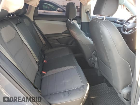 ✅ 2022 Volkswagen Taos SE • VIN: 3VVLX7B2XNM001551 • Lot: 86266655. Listed on Copart with 39,668 mi. Free auction sales archive from the USA and detailed vehicle history report at DreamBid. Image 10.