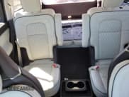 ✅ 2023 Lincoln Aviator Black Label • VIN: 5LM5J9XC8PGL04906 • Lot: 70040525. Wystawiony na Copart z przebiegiem 29 543 mil. Bezpłatny archiwum sprzedaży aukcyjnych z USA i szczegółowy raport historii pojazdu na DreamBid. Zdjęcie 10.