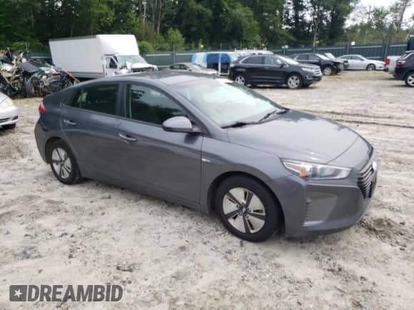 2019 Hyundai Ioniq Blue z VIN KMHC65LCXKU179105, wystawiony jako Copart lot #63597513 z przebiegiem 101 323 mil mil oraz . Historia ofert i sprzedaży dostępna na DreamBid. Obrazek 4.