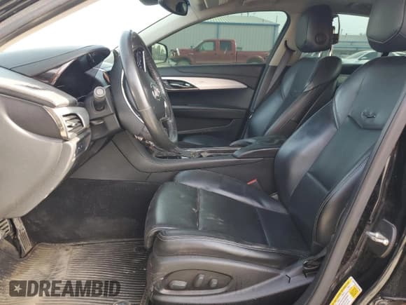 ✅ 2013 Cadillac ATS Performance • VIN: 1G6AC5SX1D0133362 • Lot: 57050455. Wystawiony na Copart z przebiegiem 164 293 mil. Bezpłatny archiwum sprzedaży aukcyjnych z USA i szczegółowy raport historii pojazdu na DreamBid. Zdjęcie 7.