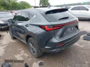 ✅ 2025 Lexus NX 350h Premium • VIN: JTJGKCEZ2S5035305 • Lot: 43083544. Wystawiony na IAAI z przebiegiem 9 577 mil. Bezpłatny archiwum sprzedaży aukcyjnych z USA i szczegółowy raport historii pojazdu na DreamBid. Zdjęcie 3.