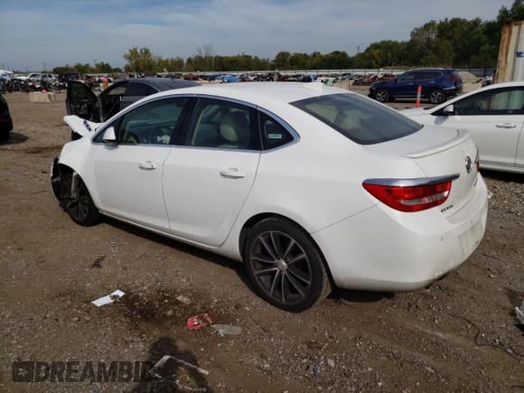 ✅ 2017 Buick Verano Sport Touring • VIN: 1G4PR5SK7H4115100 • Lot: 82006555. Wystawiony na Copart z przebiegiem 152 414 mil. Bezpłatny archiwum sprzedaży aukcyjnych z USA i szczegółowy raport historii pojazdu na DreamBid. Zdjęcie 2.